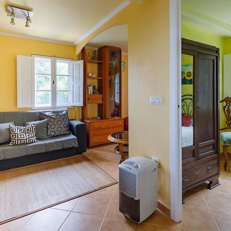Casa Vieje De Bueu Villa ภายนอก รูปภาพ